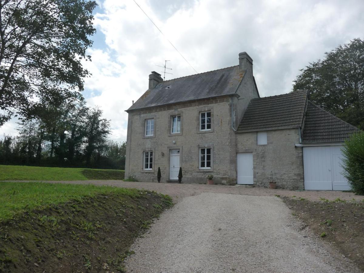 L'Ancien Presbytere De Sebeville Exteriör bild
