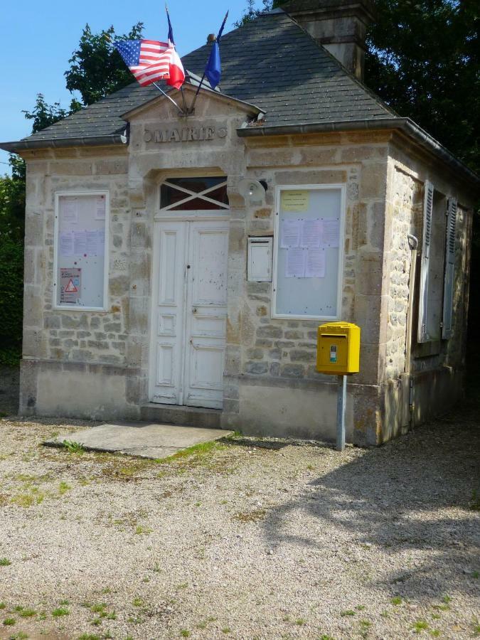 L'Ancien Presbytere De Sebeville Exteriör bild